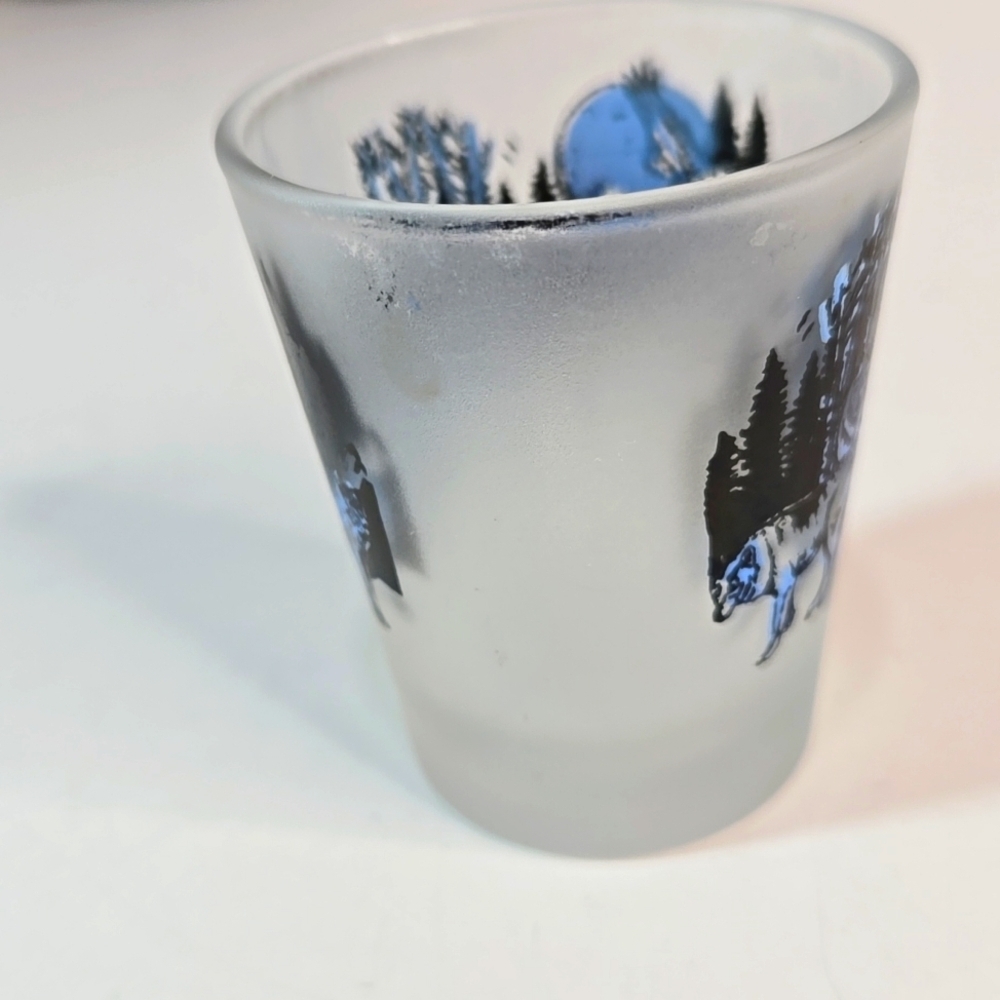 Set of 2 Vintage Shot Glasses Montana Wolf Design & Federal Mini Beer Mug - Picture 4 of 15